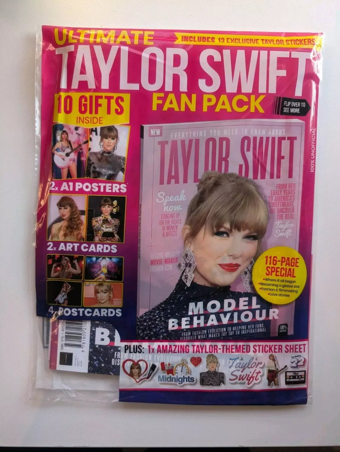 TAYLOR SWIFT ULTIMATE FANPACK (MAGAZINE, STICKERS, POSTERS, ART CARDS, POSTCARDS