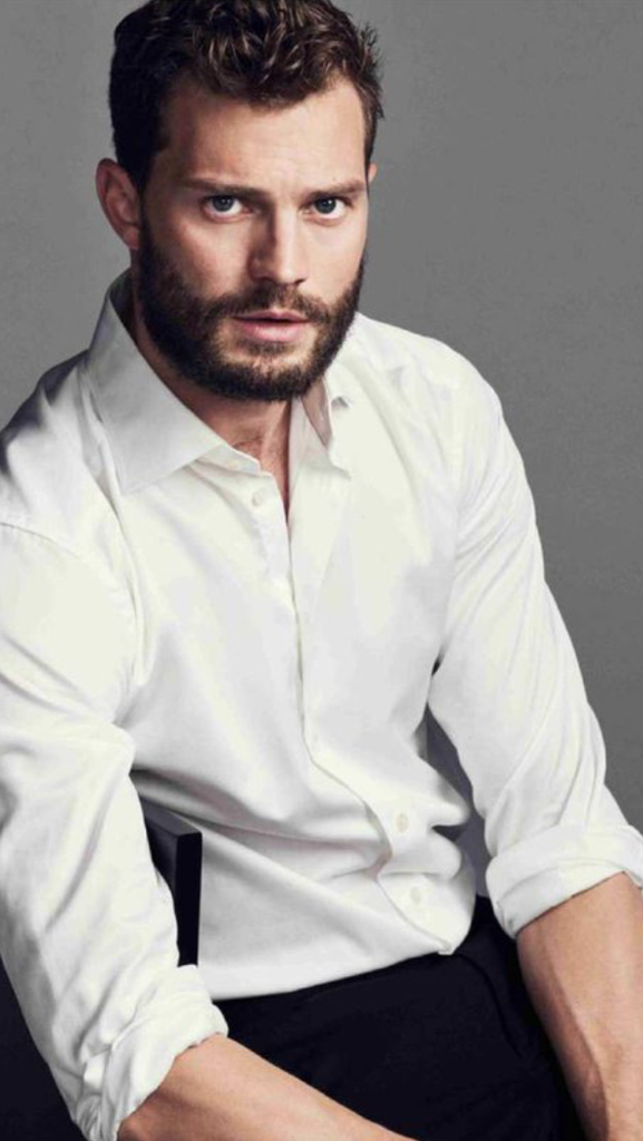 UK Red Magazine December 2018: JAMIE DORNAN on Family