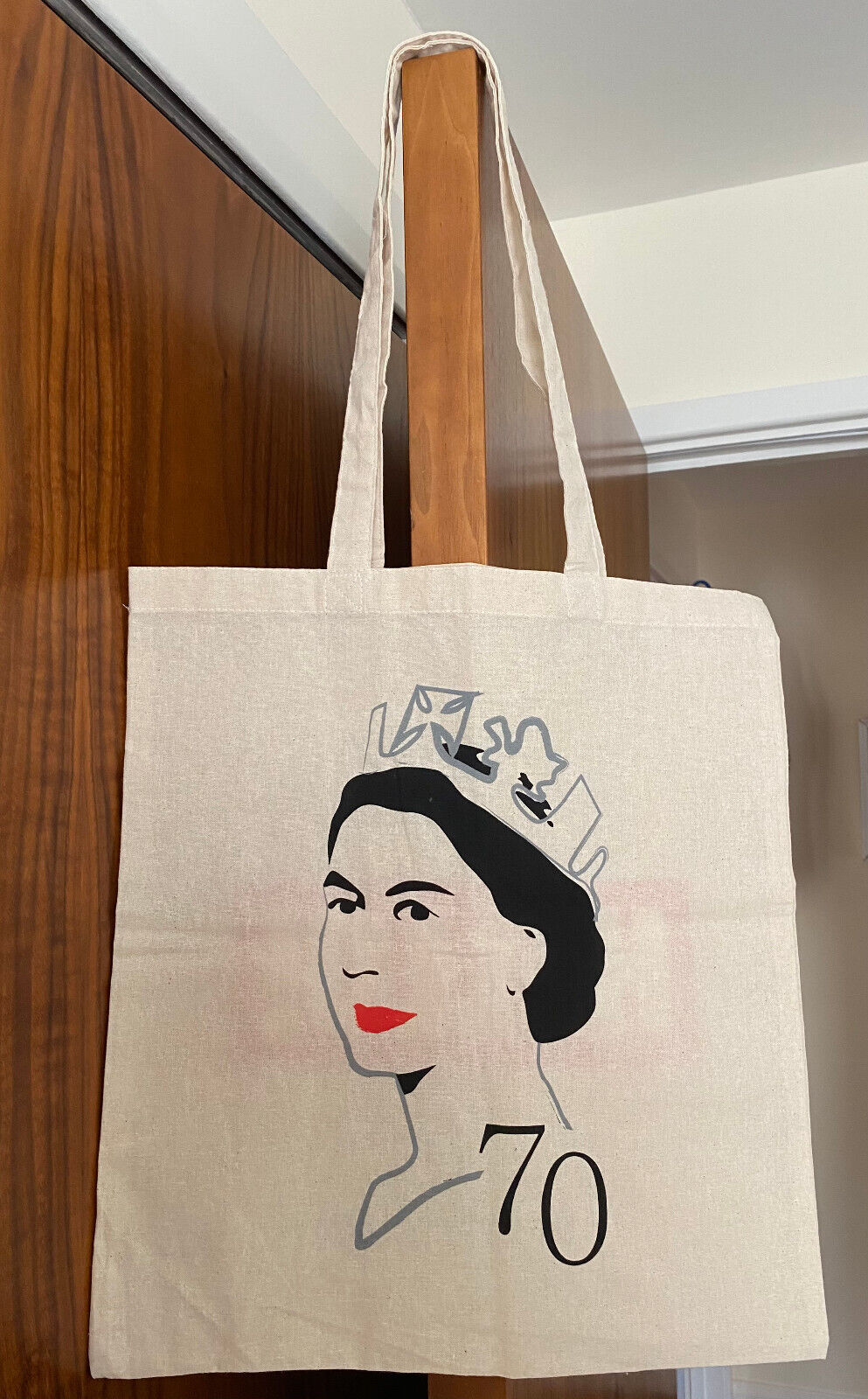 Queen's Platinum Jubilee Exclusive Tote Bag